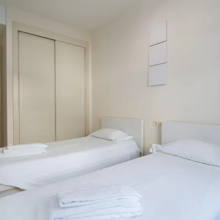 2051-new 3 Bedrooms On Golf