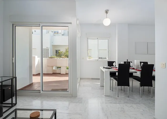 2051-new 3 Bedrooms On Golf Apartment Estepona