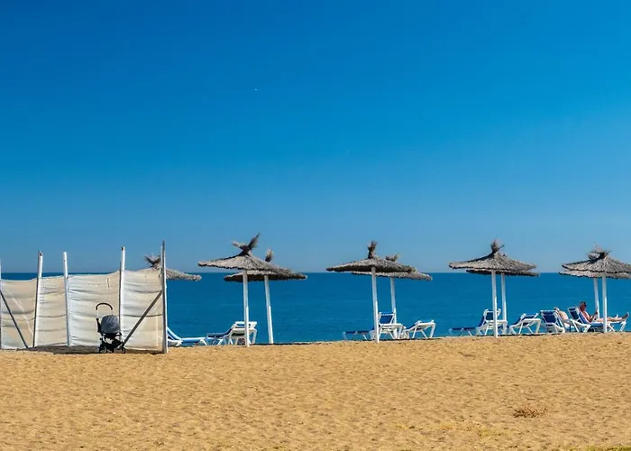 2051-new 3 Bedrooms On Golf Estepona